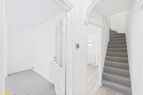 2 bedroom terraced house to rent, Marlborough Place, Banbury OX16