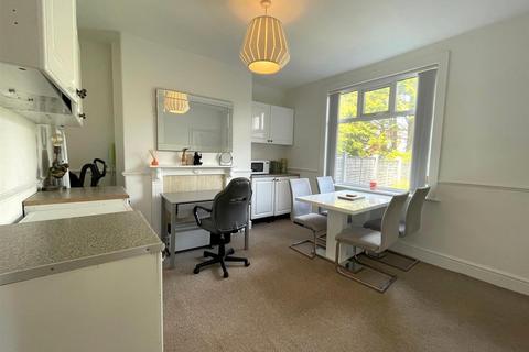 3 bedroom semi-detached house for sale, The Avenue, Westhoughton, Bolton