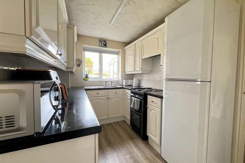 2 Chaffinch Drive, Harwich, CO12 4WL