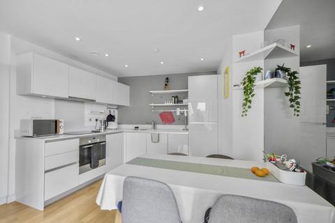 2 bedroom apartment for sale, Residence Tower, Woodberry Grove, N4