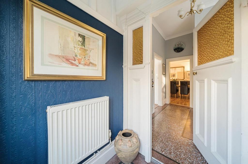 Entrance porch