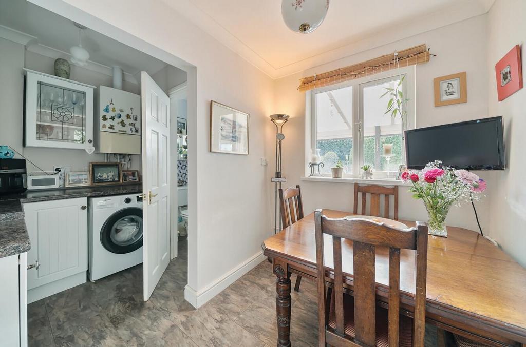 Breakfast room