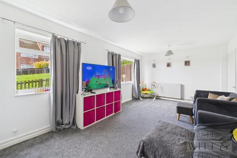 4 bedroom end of terrace house for sale, Malvern Way, Hastings
