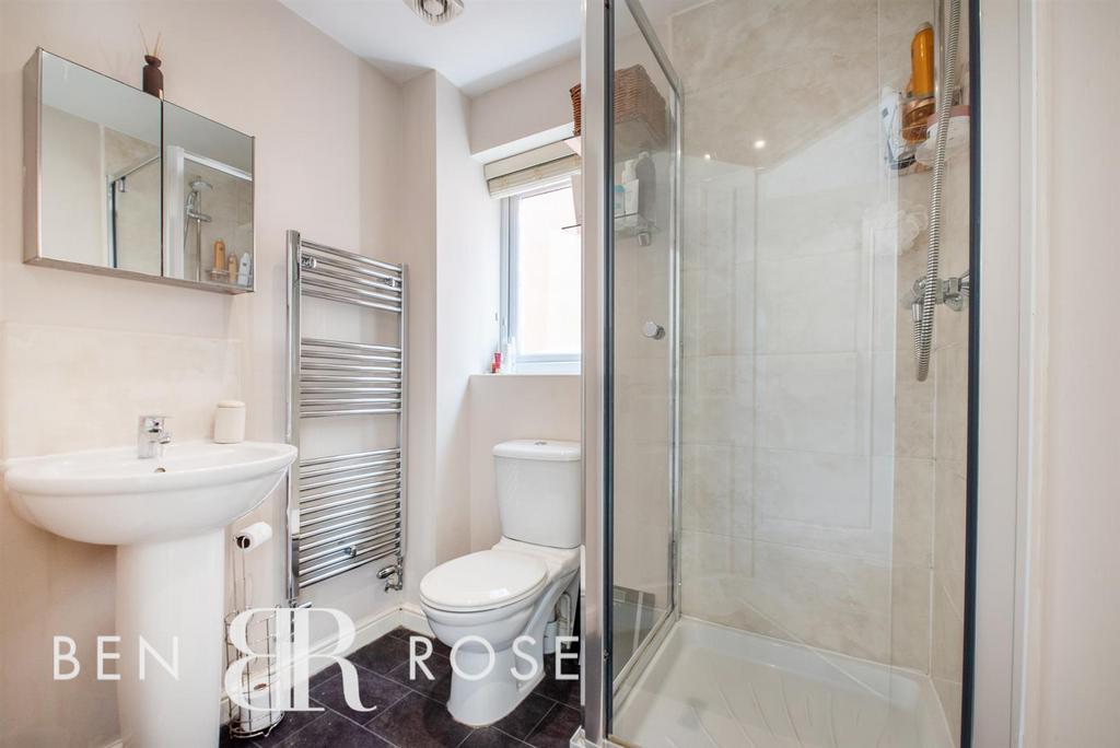 Ensuite