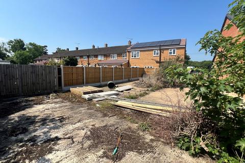 Land for sale, Former Garage Compound at Lynch Hill Lane, Berkshire, SL2 2QL