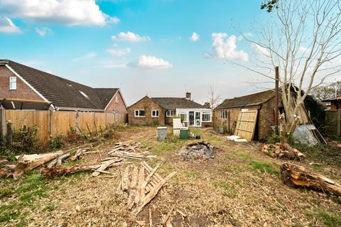 3 bedroom bungalow for sale, Orchard Way, Dibden Purlieu, Southampton, SO45