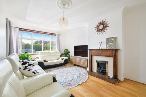 87 Ewell By Pass, Epsom, KT17 2PY