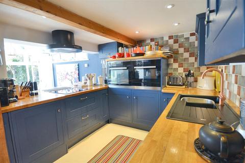 2 bedroom cottage for sale, East Street, Bourton, Gillingham
