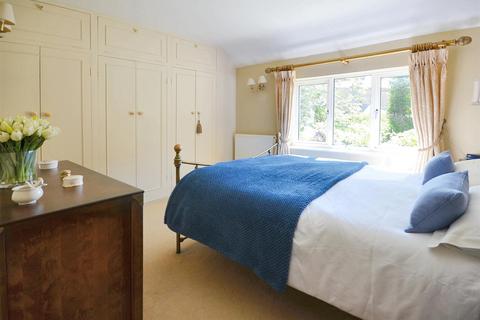 2 bedroom cottage for sale, East Street, Bourton, Gillingham