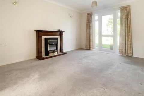 2 bedroom semi-detached bungalow for sale, Station Road, East Preston BN16