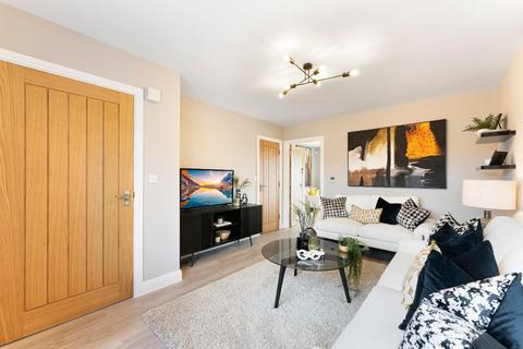 18 Box Road, Cam, Dursley, GL11 5DJ