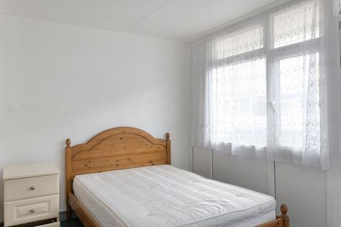 171 Mangold Way, Erith, DA18 4DB