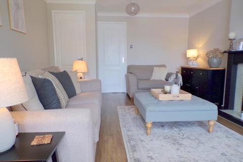 16 Broadlands Close, Bournemouth, BH8 0PN