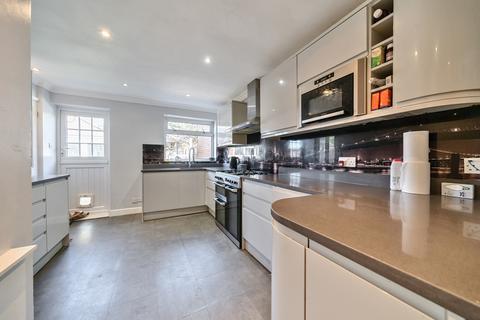 4 bedroom semi-detached house for sale, Claremont Road, Hextable, Swanley