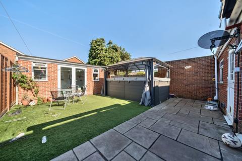 4 bedroom semi-detached house for sale, Claremont Road, Hextable, Swanley