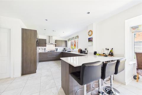 12 Firethorn, Shinfield, Reading, RG2 9GD