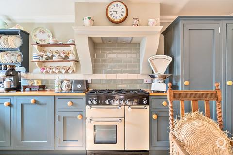 3 Cellar Hill, Lynsted, Sittingbourne, ME9 9QY