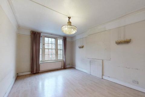4 bedroom apartment for sale, Rodney Court, Maida Vale W9