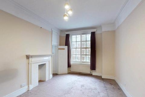 4 bedroom apartment for sale, Rodney Court, Maida Vale W9