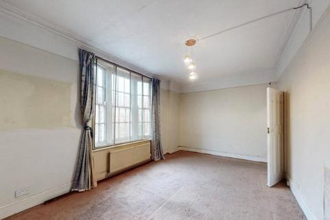 4 bedroom apartment for sale, Rodney Court, Maida Vale W9