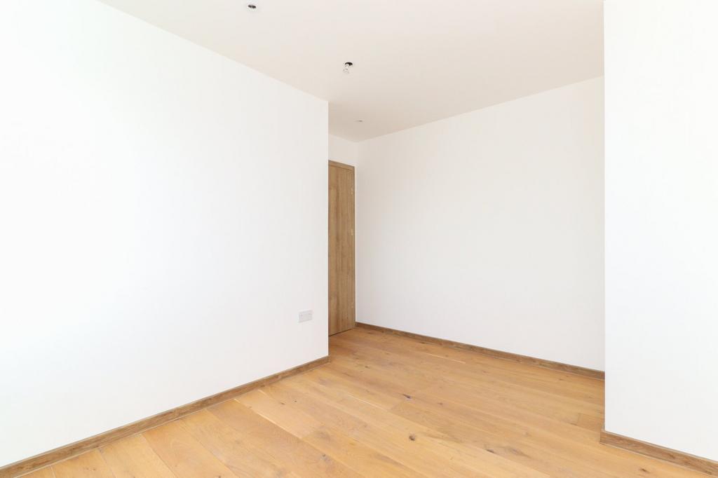Flat 5