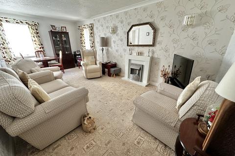 2 bedroom apartment for sale, Sandpiper Court, Cleveleys FY5