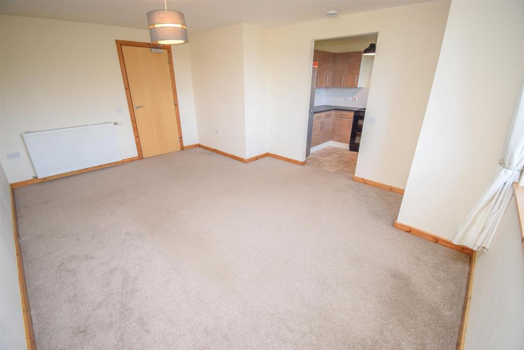 LOUNGE-DINING ROOM-2.jpg