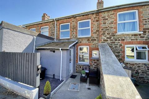 2 bedroom terraced house for sale, Newton Terrace, Kilgetty