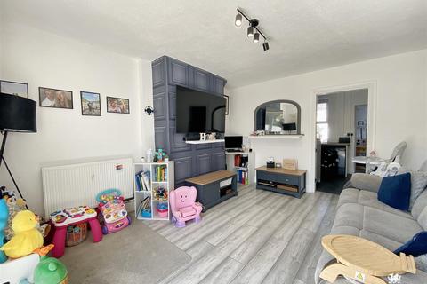 2 bedroom terraced house for sale, Newton Terrace, Kilgetty