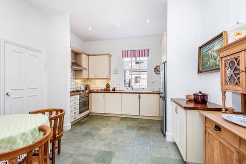 3 bedroom maisonette for sale, Westmoreland Terrace, London SW1V