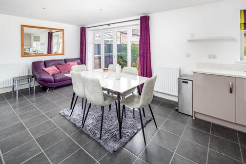 4 bedroom detached house for sale, Catterick Road, Bicester