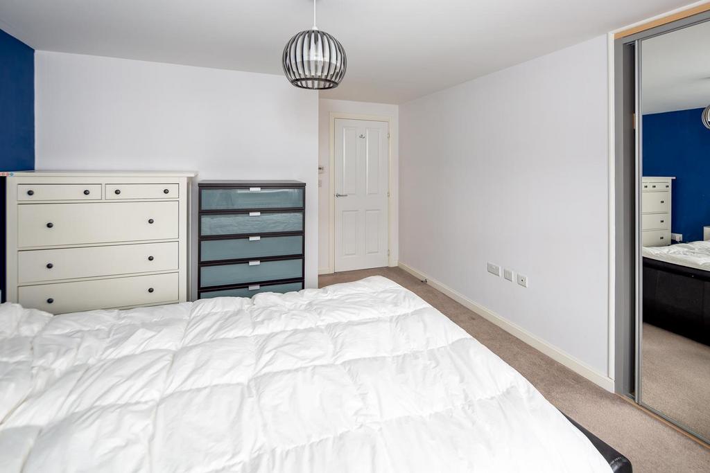 14-bedroom 1.jpg