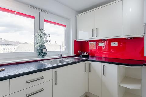 18/5 Durar Drive, Edinburgh, EH4 7JG