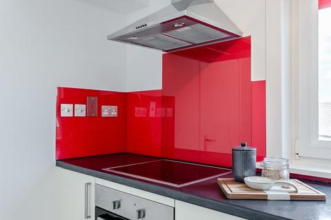 18/5 Durar Drive, Edinburgh, EH4 7JG