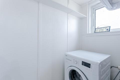 18/5 Durar Drive, Edinburgh, EH4 7JG