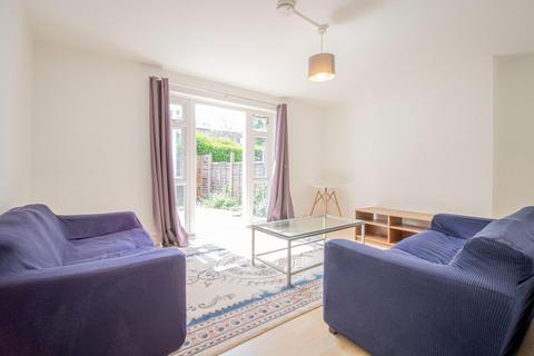 3 bedroom apartment to rent, Evelyn Walk, Shoreditch, N1
