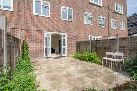 3 bedroom apartment to rent, Evelyn Walk, Shoreditch, N1
