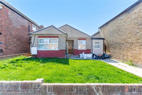 4 bedroom detached bungalow for sale, Claremont Road, Hornchurch, RM11