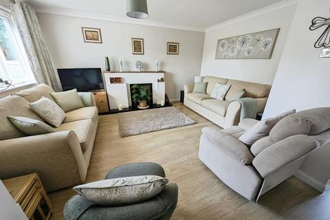 128 Kingscote, Yate, Bristol, BS37 8YG