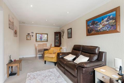 2 bedroom flat for sale, Grosvenor Lodge, Dorchester Road, Hazel Grove, Stockport SK7 5HE