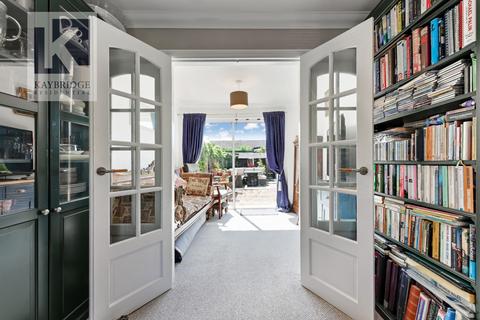 29 Andover Close, Epsom, KT19 9DA