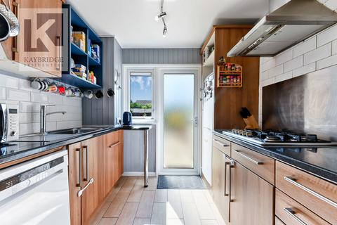 29 Andover Close, Epsom, KT19 9DA