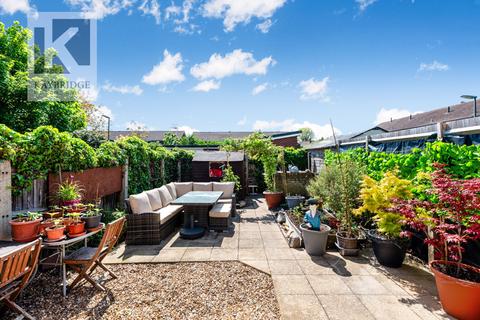29 Andover Close, Epsom, KT19 9DA