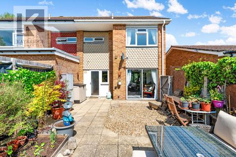 29 Andover Close, Epsom, KT19 9DA