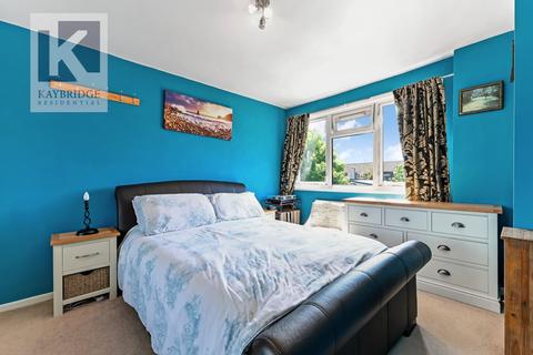 29 Andover Close, Epsom, KT19 9DA