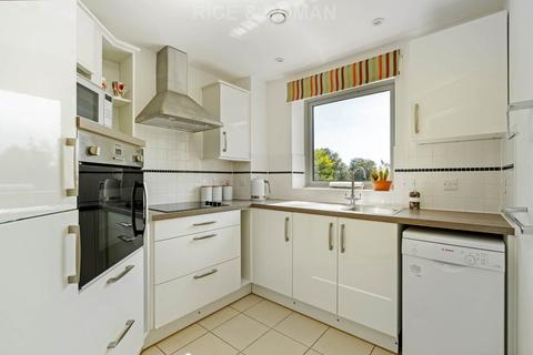 2 bedroom retirement property for sale, Fleet GU51