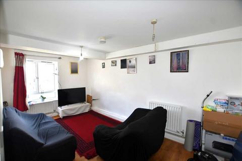 2 bedroom flat for sale, Washbourne Court, 14 Acton Close, London