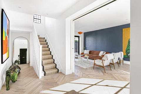 4 bedroom detached house for sale, Leigham Court Road, Streatham, SW16