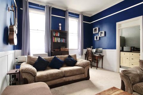 undefined, One Bedroom Flat with Garden & Parking in Central Wells