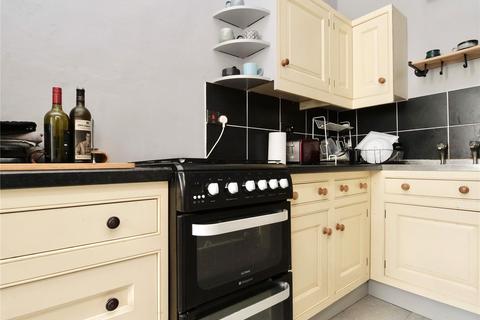 undefined, One Bedroom Flat with Garden & Parking in Central Wells
